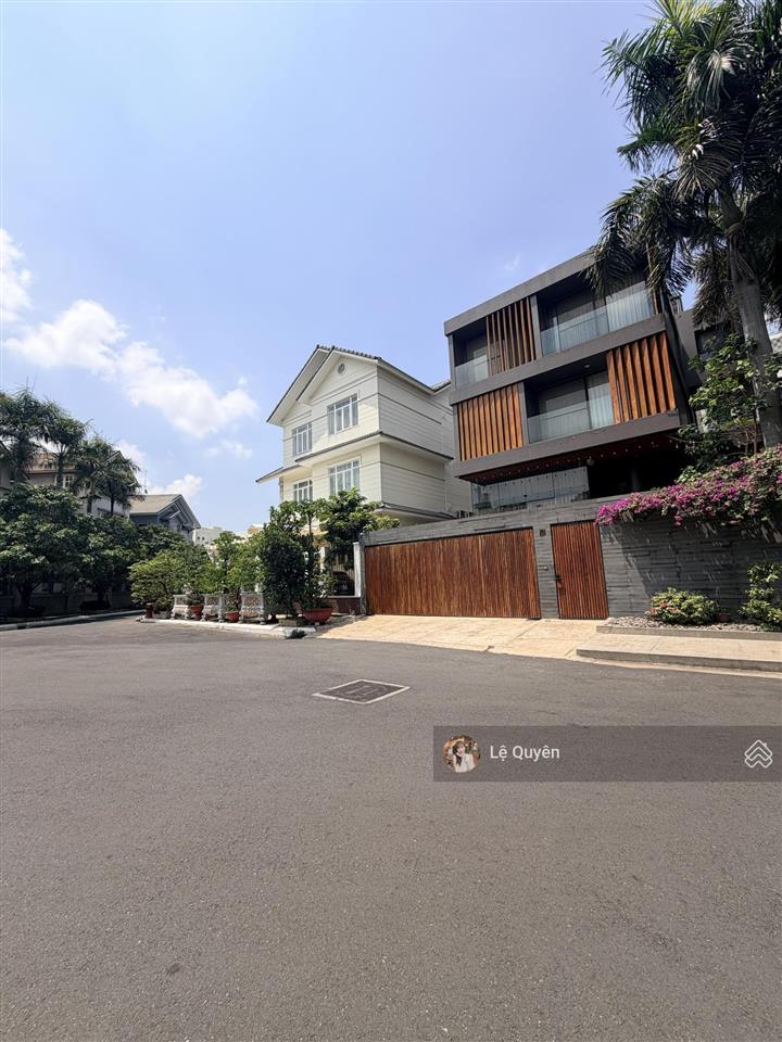 105 tỷ  350 triệu/m2 biệt thự compound vị trí đẹp vip nhất quận 2  hầm 4 tầng  hồ bơi  300m2.