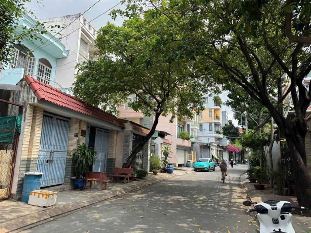 Bán lô đất 97m2 ngay đường lò lu giá chỉ 2,9 tỷ