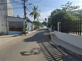 Bán lô góc 2mt 300m gần đường long phước