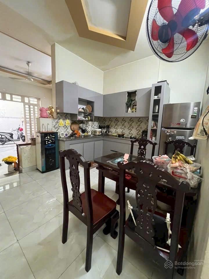 Bán căn nhà mặt tiền kinh doanh đường lò lu
