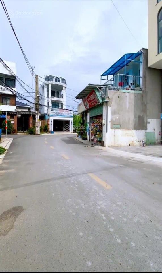 Bán đất ngay chợ long phước khu dân cư hiện hữu
