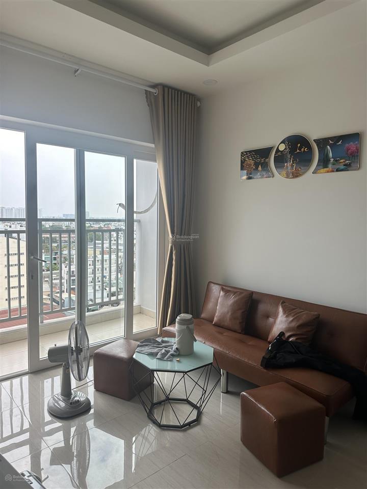 Moonlight park view đường số 7, cho thuê nhanh căn 2pn 2wc có ban công giá 9 triệu.  0938 308 ***
