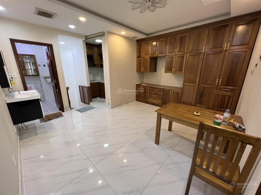 Cho thuê nhanh căn shophouse 1 trệt 1 lầu giá 11 triệu moonlight park view đường số 7 bình tân