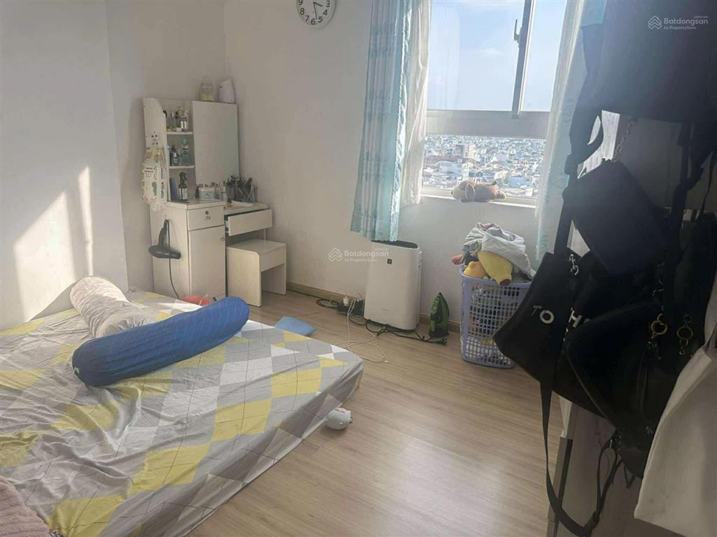 Cần bán căn hộ 2pn 2wc có ban công view 2 mặt tiền giá 3.9 tỷ tại moonlight park view đường số 7