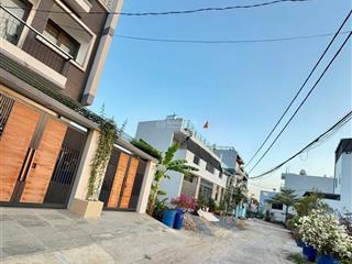 Đất ven sông vàm thuật, vị trí đẹp tại an phú đông, quận 12. thích hợp xây ở hoặc đầu tư