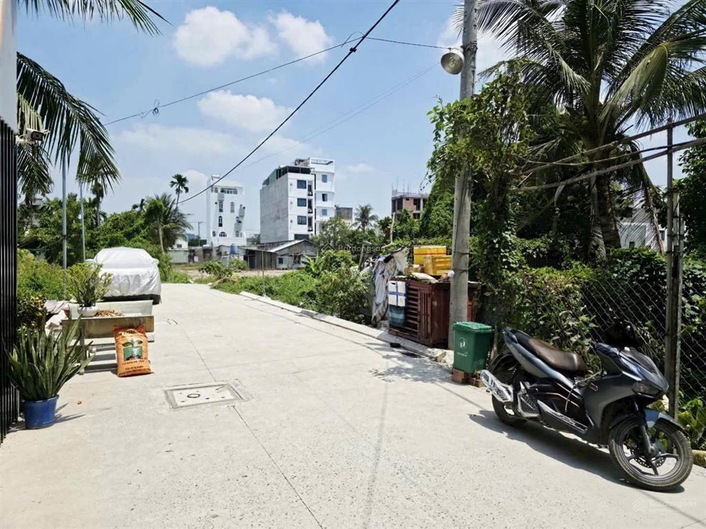 Hàng hiếm đất ngang 5m hẻm 301 đường vườn lài, gần cầu sắt apđ