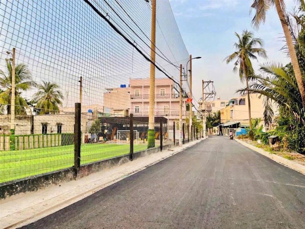 Đất đẹp hẻm 306 vườn lài cách gần cầu sắt qua gv 500m, giá tốt 5.1 tỷ