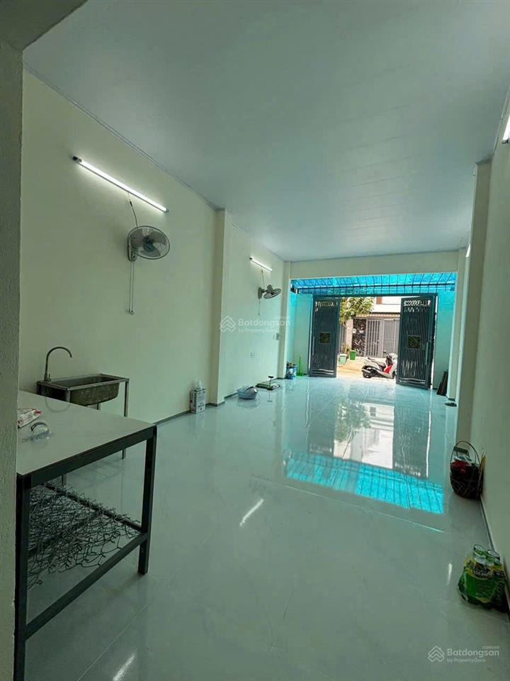 Cho thuê nhà nguyên căn 2pn đường 10m hẻm 92 vườn lài