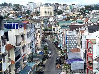 12 tỷ bán khách sạn kqh cách chợ đà lạt hồ xuân hương 1kmdt 80m26 tầng14 phòng hđt 35tr/th