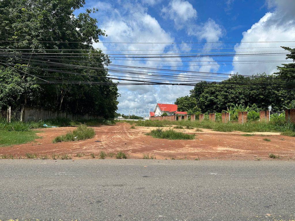 Ngộp, cần bán 1,2ha đất 2 mặt tiền DT749A, 600m TC, 9000m QH đất SKC