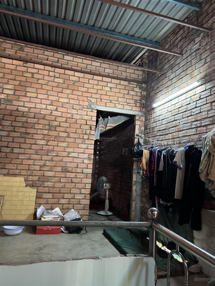 Cho thuê nhà riêng 88f đường bùi công trừng, 12 triệu vnd, 100m2, 4pn, 2wc, đầy đủ