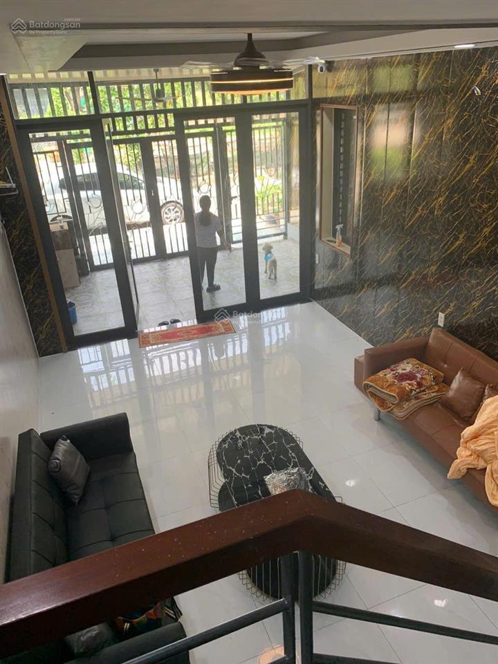 Cho thuê nhà full nội thất 4pn, 4wc dt 80m2 chỉ xách vali vô ở liền, giá chỉ 12 tr/ tháng
