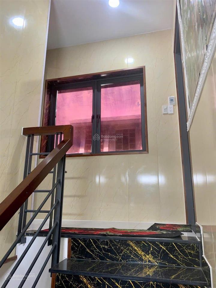 Cho thuê nhà full nội thất 4pn, 4wc dt 80m2 chỉ xách vali vô ở liền, giá chỉ 12 tr/ tháng
