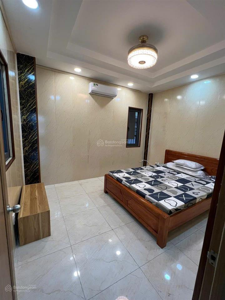 Cho thuê nhà full nội thất 4pn, 4wc dt 80m2 chỉ xách vali vô ở liền, giá chỉ 12 tr/ tháng