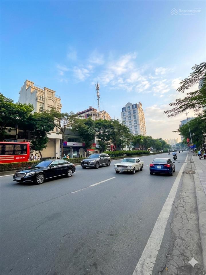 Chính chủ bán gấp! 312m2  phố nguyễn văn cừ  đường 3 ô tô tránh  kinh doanh đỉnh các loại hình