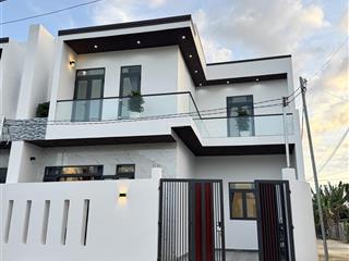 Nhà mới diên toàn gần khu tđc ngang 8m có gara ô tô trong nhà