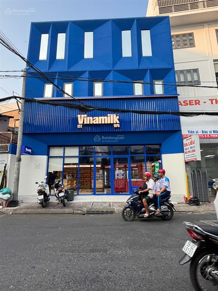 Bán gấp nhà 126 hồ bá kiện, q10. dt 9x8m, hđt 50tr/tháng. giá 17 tỷ tlcc 0908 569 *** cao sơn