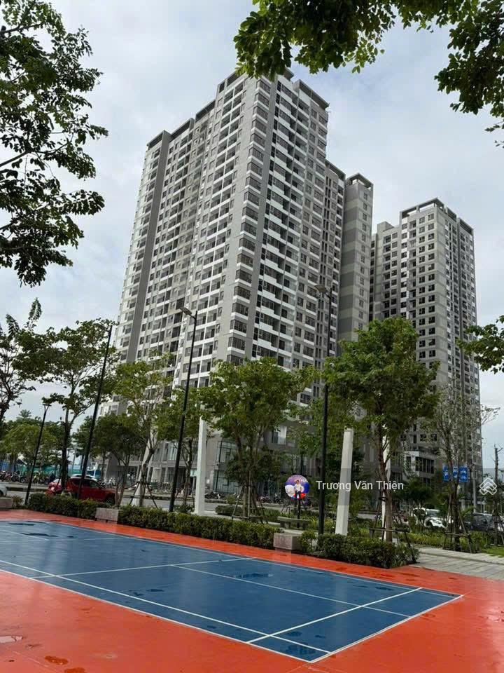 Căn hộ fpt plaza 3 2pn, view pháo hoa. giá chỉ 2tỷ9