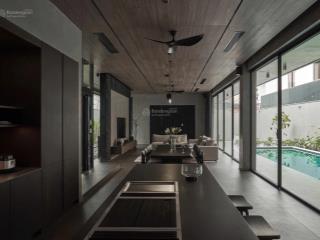 Cần bán gấp siêu biệt thự nhà đẹp , hồ bơi, 3 tầng vào ở ngay,t.điền, q2, dtcn 540 m2 giá 138 tỷ tl