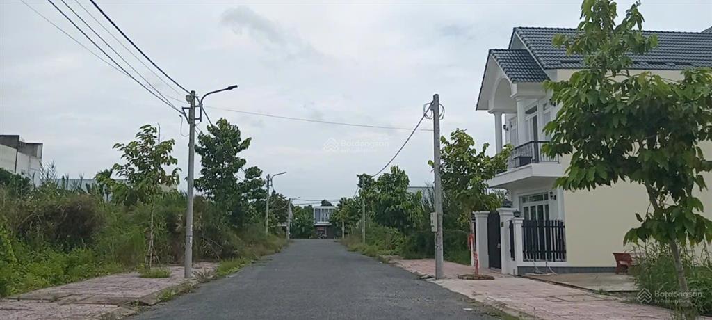 Chính chủ cần bán lô đất long châu gần võ văn kiệt, gần trung tâm hành chính dt 103m² giá 1tỷ550 tl