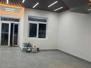 Cho thuê biệt thự liền kề lovera park  7x15m xây 1 trệt 2 lầu  giá 13 triệu