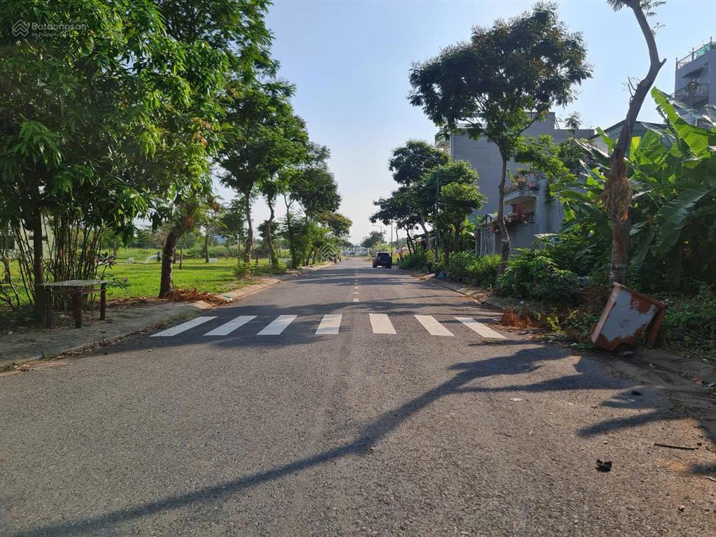 Cần tiền bán gấp nền nhà phố 5x20m khu khang điền bình chánh, giá chỉ có 5.3 tỷ