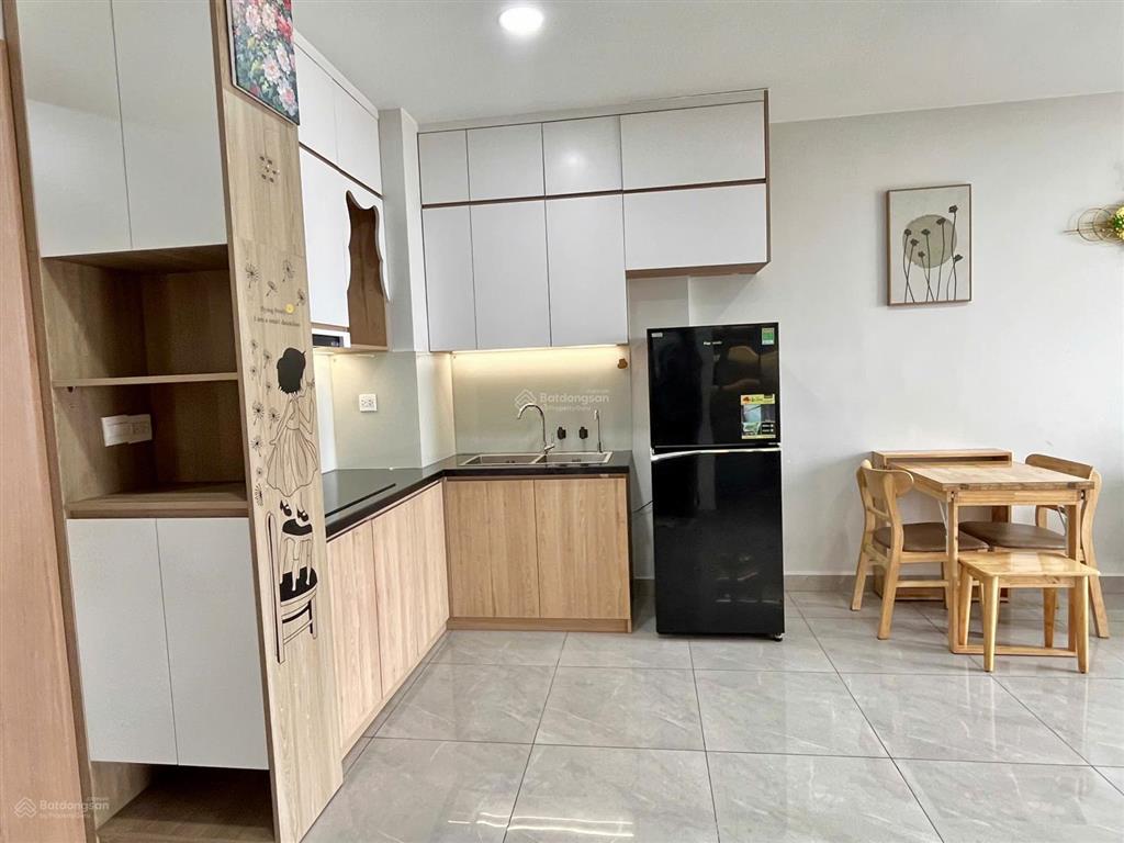 Tôi chính chủ bán căn 1pn legacy tầng trung full nội thất  chỉ xách vali vào ở ngay 0798 776 ***