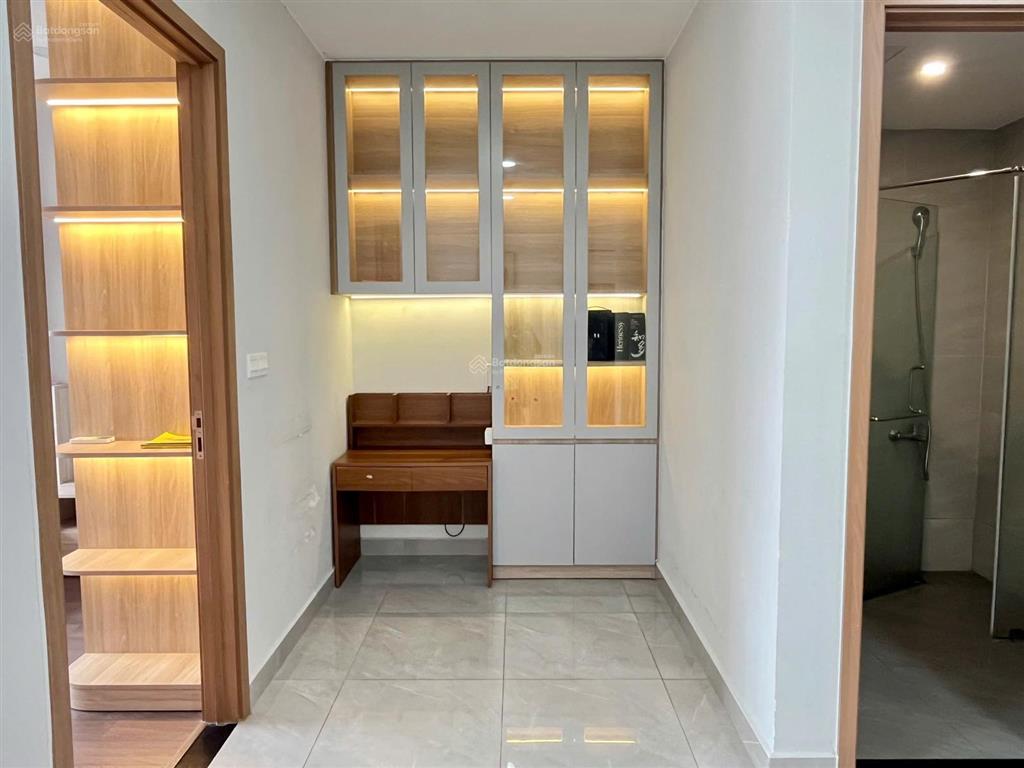 Tôi chính chủ bán căn 1pn legacy tầng trung full nội thất  chỉ xách vali vào ở ngay 0798 776 ***