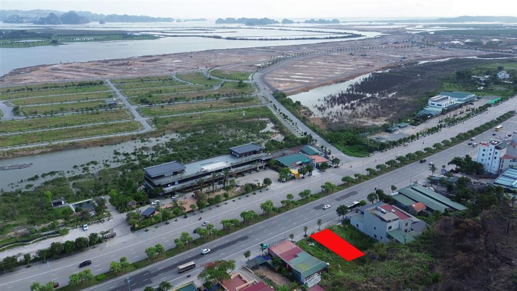 (duy nhất) lô đất mặt đường quốc lộ 18  đối diện vin hạ long xanh