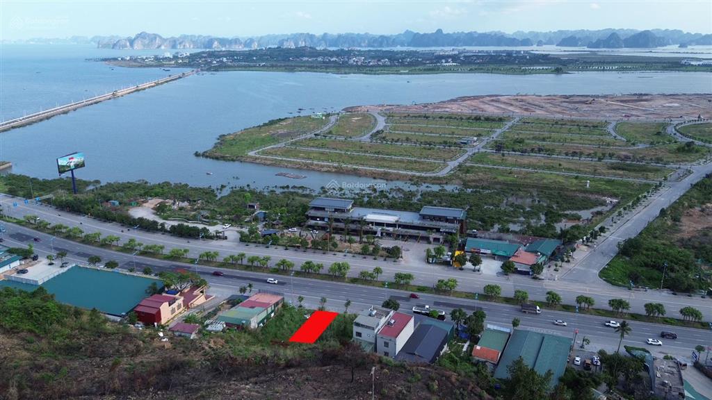 (duy nhất) lô đất mặt đường quốc lộ 18  đối diện vin hạ long xanh