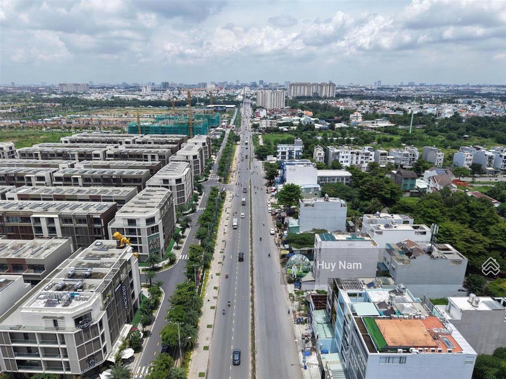 Mặt tiền kinh doanh ngay đỗ xuân hợp, q9  dt 5x30m (150m2)  trệt 4 lầu  cho thuê 50tr/th  23tỷ