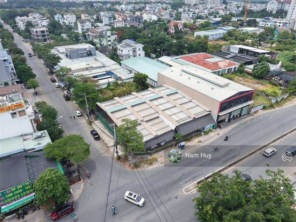 Hàng hiếm! lô góc 2 mặt tiền đoạn đẹp liên phường  quận 9. diện tích 30x35m  giá đầu tư