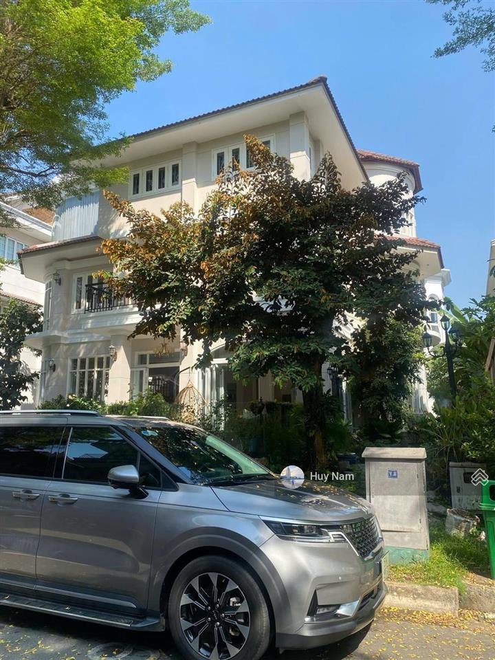 Biệt thự siêu vip khu lan anh village + bến du thuyền, quận 2  dt 20x20m  3 tầng  full nội thất