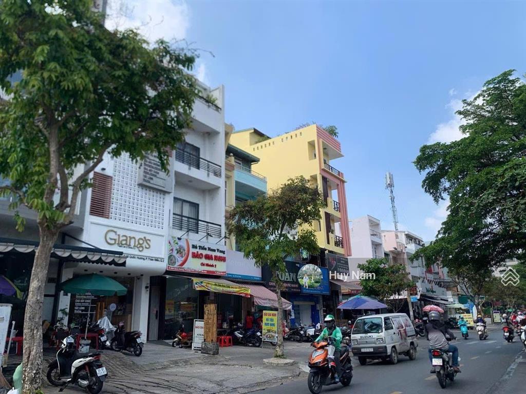 Ngộp bank! mặt tiền đường quốc hương, phường thảo điền (đoạn đẹp), 3 tầng 4x18m  cho thuê 50tr/th