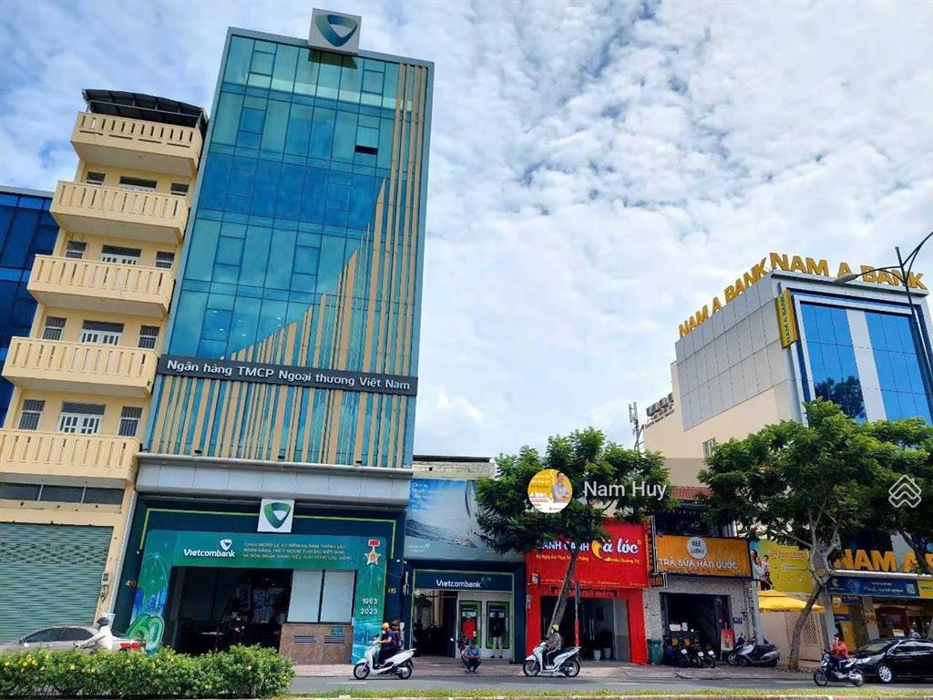 Giảm 3 tỷ bán gấp! mặt tiền lê văn việt  q.9 dt 5x23 = 115m2, đang cho thuê 35tr/th, giá 22 tỷ