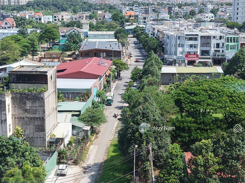 Hàng ngộp bank! lô góc 2 mặt tiền kdc kiến á  ngay liên phường  14x14m cn 188m2  giá chỉ 16,5 tỷ