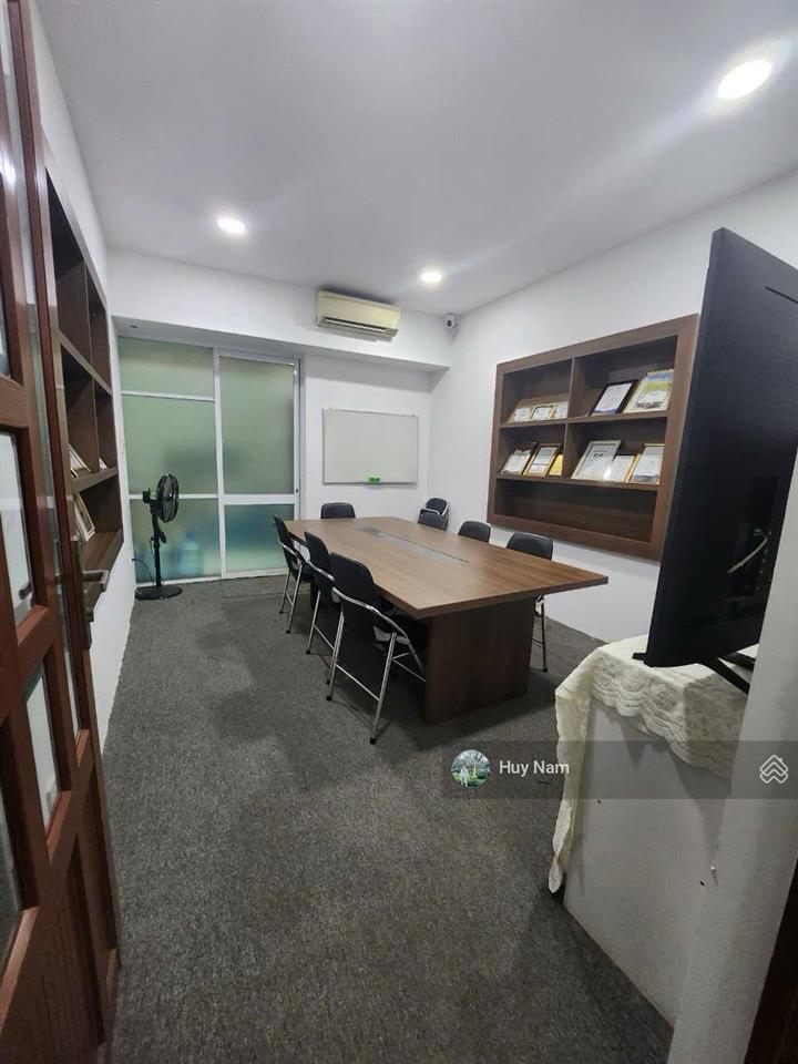 Cho thuê nhà mặt tiền đường nguyễn hoàng, an phú, quận 2  trệt 3 lầu  dt 4x20m, 32tr/tháng