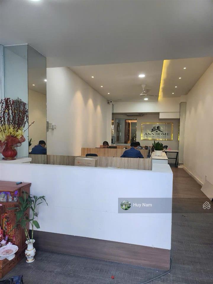 Cho thuê nhà mặt tiền đường nguyễn hoàng, an phú, quận 2  trệt 3 lầu  dt 4x20m, 32tr/tháng