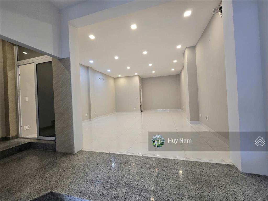 Cho thuê nhà mặt tiền đường số 9 thảo điền  6.1x18m  trệt 2 lầu  giá 75tr/tháng