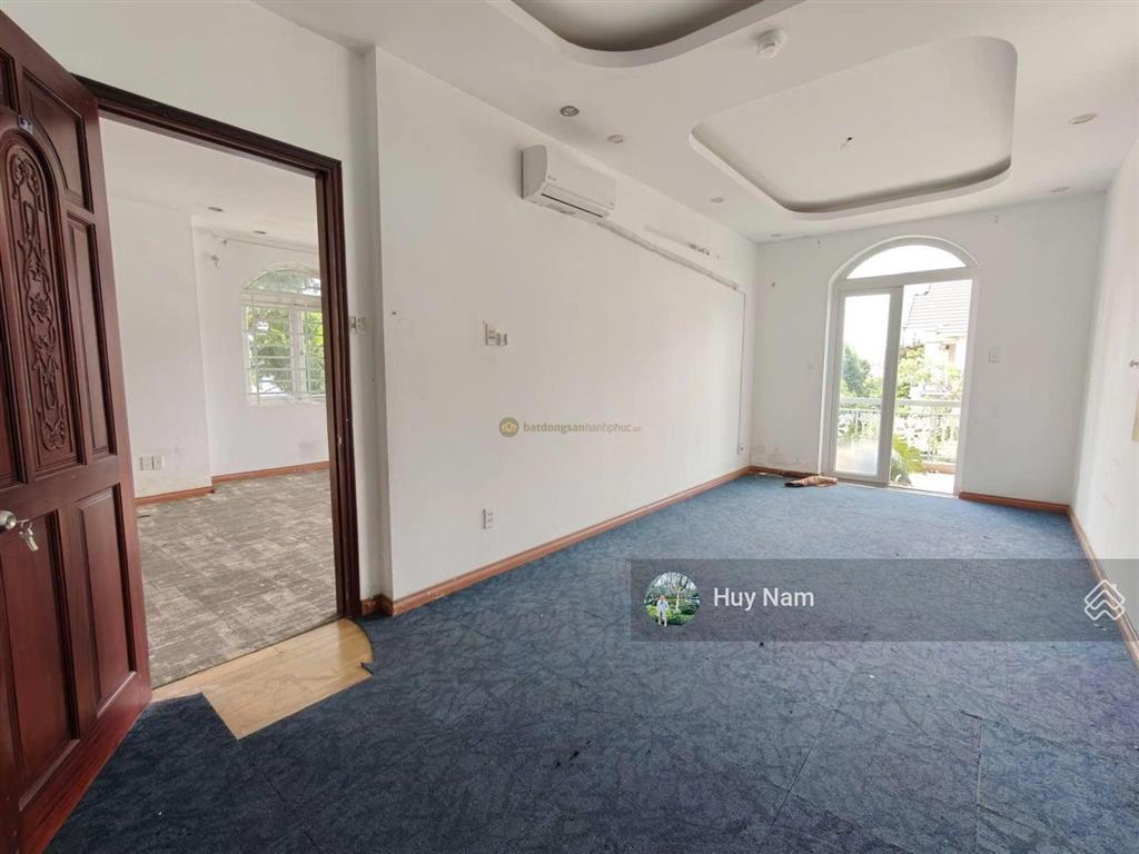 Cho thuê biệt thự 2 mặt tiền đường dương văn an  an phú  10x20m  hầm 4 lầu  70tr/tháng