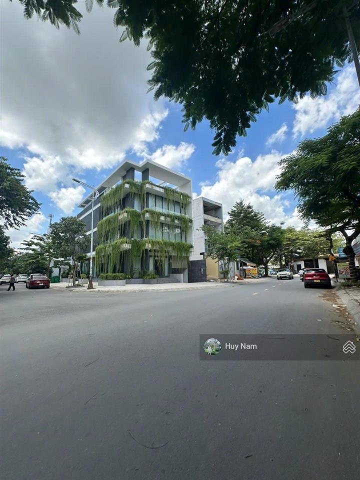Cho thuê tòa nhà văn phòng mt đường 56 phường bình trưng  14x20m  800m2 sàn  hầm 4tầng  80tr/th