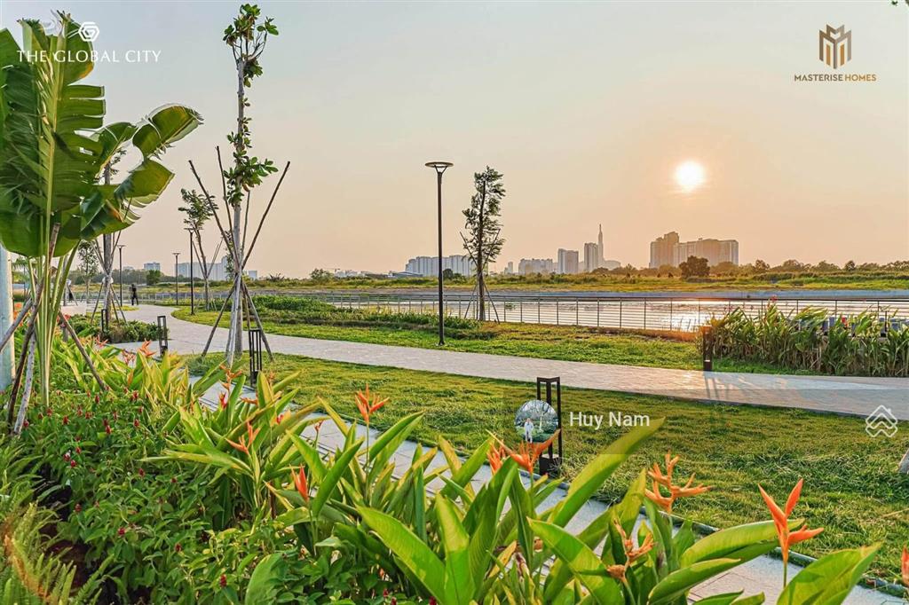 Ngộp bank giảm 10 tỷ bán cắt lỗ nhà phố global city  trục đường 14m  5 tầng  95m2  giá 29 tỷ