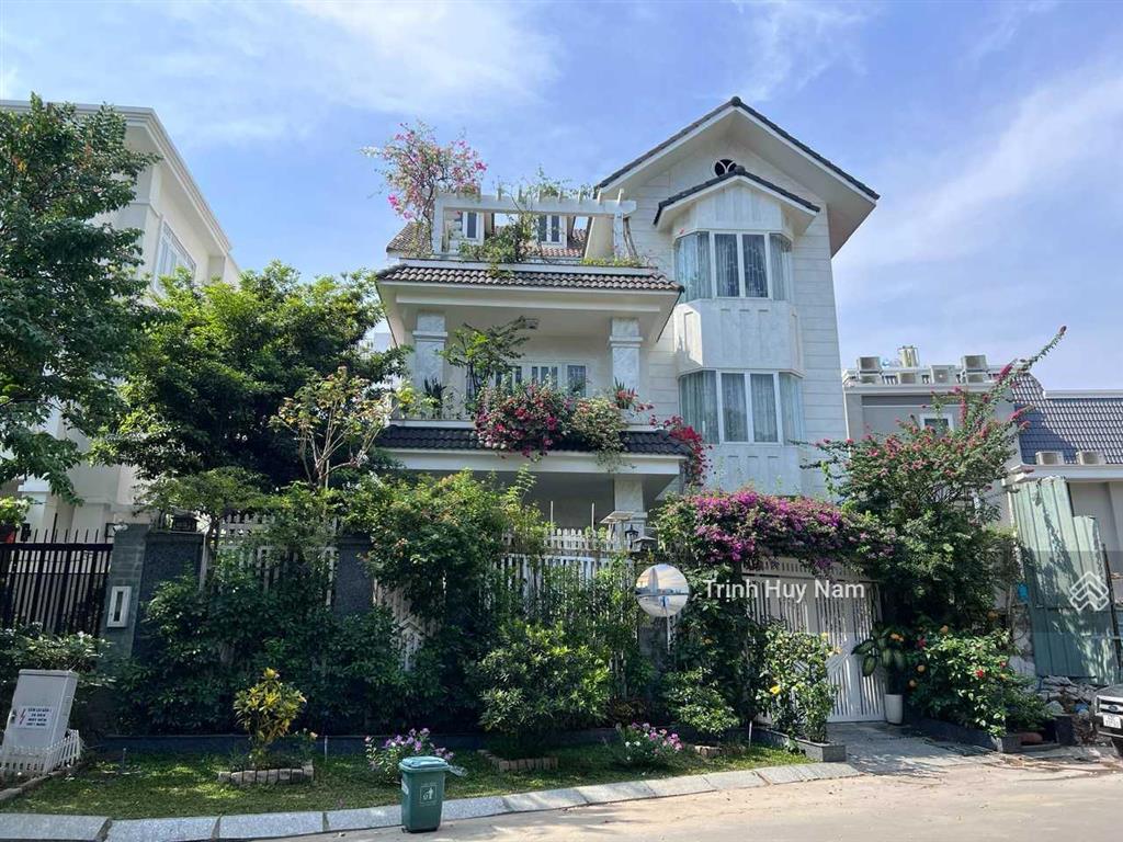 Chính chủ cần bán biệt thự hầm 4 tầng  10 x 20m  ngay công viên cao đức lân  an phú  giá 49 tỷ