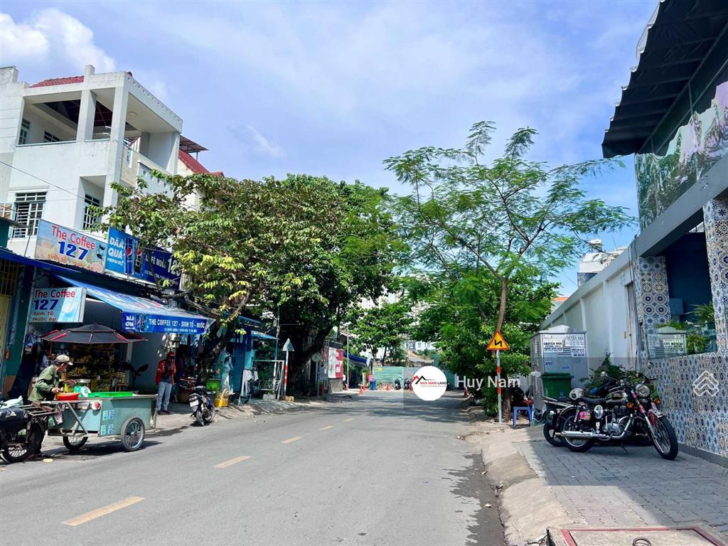 Hàng hot! mặt tiền đường quốc hương, p. thảo điền. dt 8,5x15m (125m2)  hđt 60tr/th  giá 39 tỷ