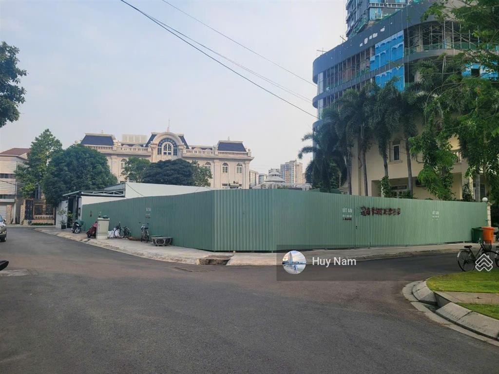 Siêu phẩm lô góc 2 mặt tiền khu compound giang văn minh  dt 14x20=260m2  giá chỉ 59 tỷ