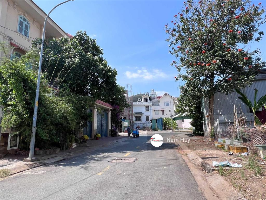 Cực đẹp! khuôn đất biệt thự mặt tiền đường 36  an phú  quận 2. dt 10x20m  giá bán chỉ 46 tỷ