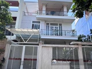 Chỉ 54 tỷ  biệt thự sang đẹp  hầm trệt 3lầu full nội thất  11 x 20m  ngay công viên cao đức lân