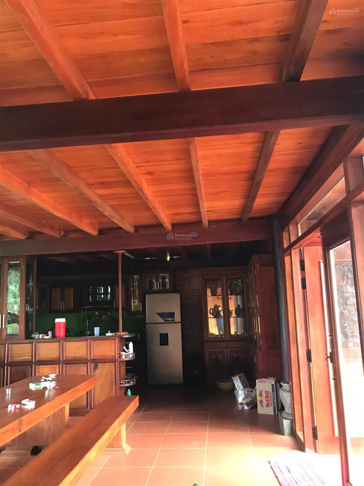 Căn biệt thự nhà gỗ 3 mặt tiền vườn sinh thái, có 1 không 2 tại trung tâm di linh!