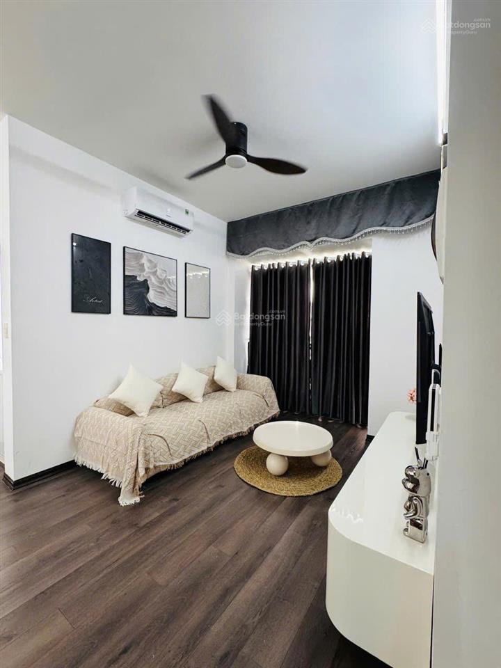 Chủ cần tiền bán gấp căn hộ phong bắc 2pn view đẹp đường nguyễn hữu tiến, full nội thất chỉ 2,2 tỷ