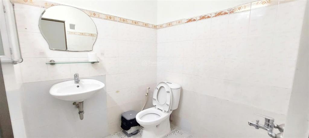Nhà mặt tiền buôn bán lê hồng phong cho thuê giá tốt